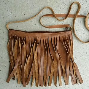 Leather crossbody bag with fringe